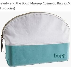 Bogg cosmetic bag . Almost new